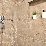 Apartment Jacuzzi Bei *