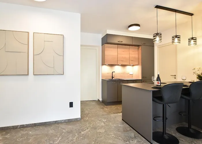 Jacuzzi Bei 梅拉诺