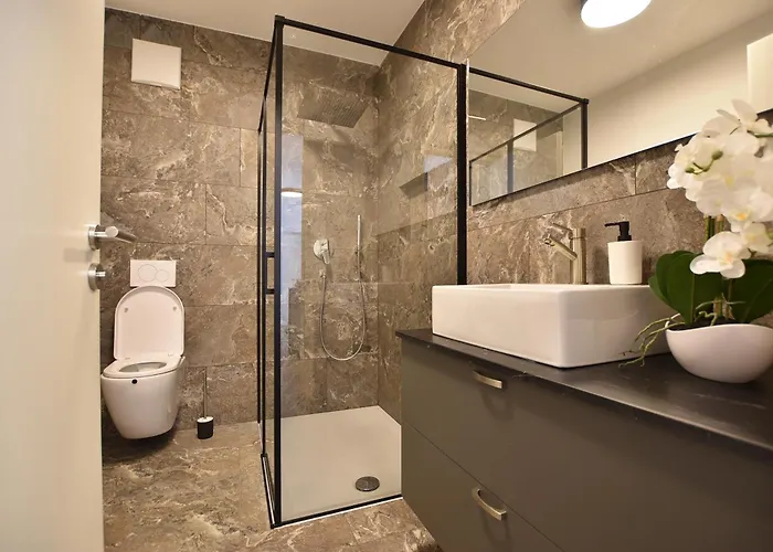 公寓 Jacuzzi Bei *